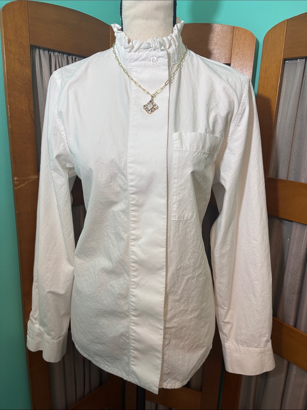 Cue White Button-Down Ruffle Collar Shirt